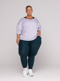 Shae is wearing our Tee in size 4XC. She is AUS 22-24.