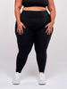 Kaleena is wearing our leggings in size 4XC. She is AUS 22-24.