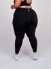 Kaleena is wearing our leggings in size 4XC. She is AUS 22-24.