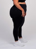 Kaleena is wearing our leggings in size 4XC. She is AUS 22-24.