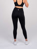 Kiri is wearing our leggings in size M. She is AUS 10-12.