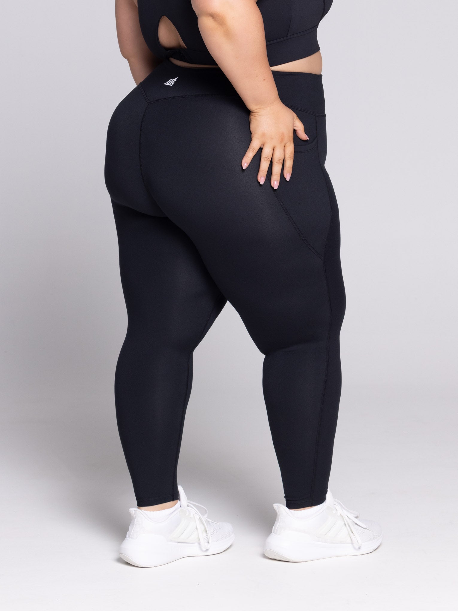 Booty Sculpt Legging | Shop Legging | Duke The Label Activewear