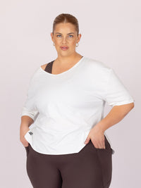 Kaleena is wearing our Tee in size XC. She is AUS 22-24.