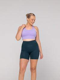 Brooke is wearing our Bra in size M (A - DD) and our Shorts in size M. She is AUS 12 and 172cm tall.