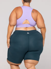 Shae is wearing our Shorts in size 3XC. She is AUS 22-24 and 167cm tall.