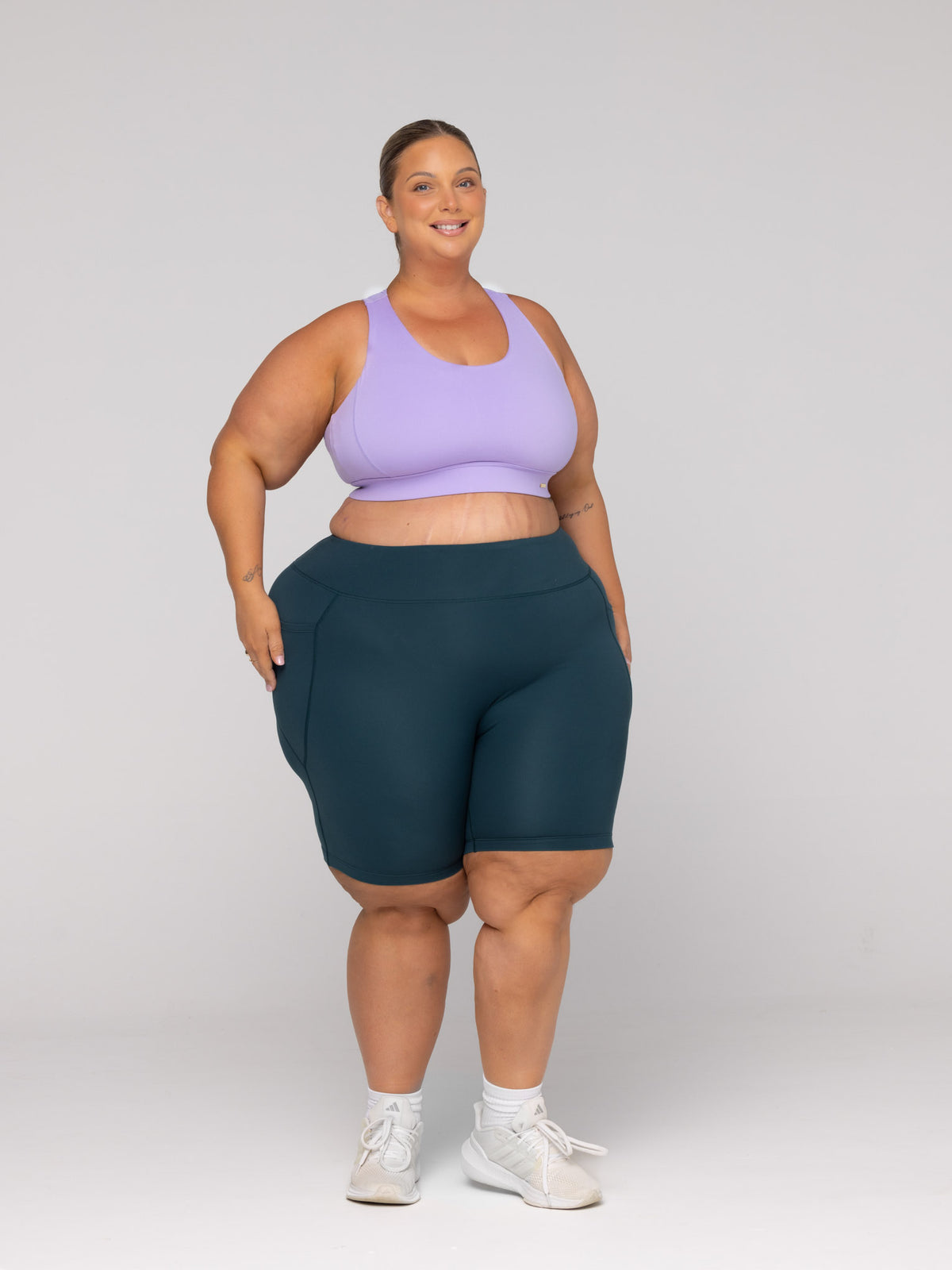 Shae is wearing our Shorts in size 3XC. She is AUS 22-24 and 167cm tall.