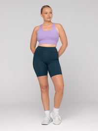 Brooke is wearing our Bra in size M (A - DD) and our Shorts in size M. She is AUS 12 and 172cm tall.