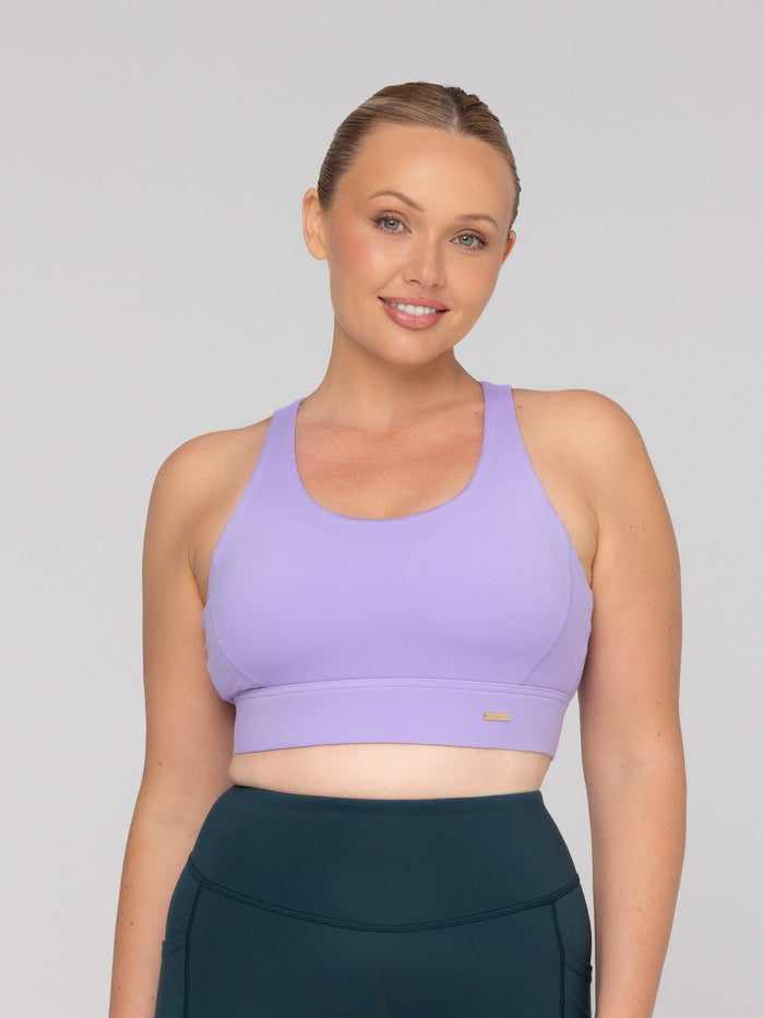 Brooke is wearing our Bra in size M (A - DD). She is AUS 12, Cup DD.